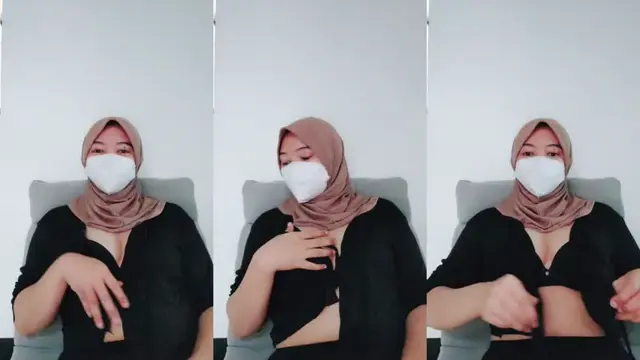 Elsa Hijabers Gemoy Colok Meki Dikit Host Perawan Viral