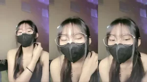 Ketika Seorang Wibu Cakep Jadi Host Spill Gunung Kembar