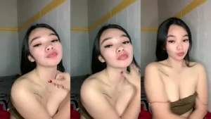 Ngangkang Elus Mekinya Karina Sayang Utingnya Nyelip Gitu