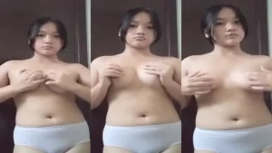 Vina ABG Cantik Remes Toket