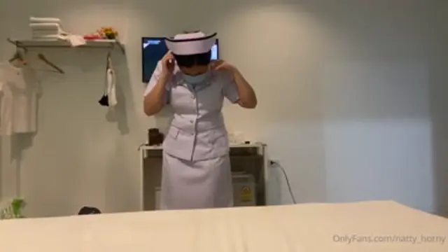 Sepongan Kakak Suster Sange Di Kamar