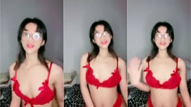 Yumeko Jabami Nungging Pamer Anunya